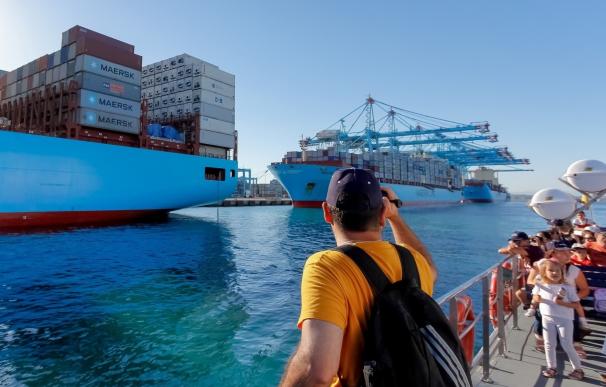 Más de 400 personas han visitado el puerto de Cádiz en el primer semestre del año
