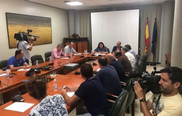 La Junta explica a los alcaldes de Tierra de Barros el proyecto de financiación para dar "viabilidad al regadío"
