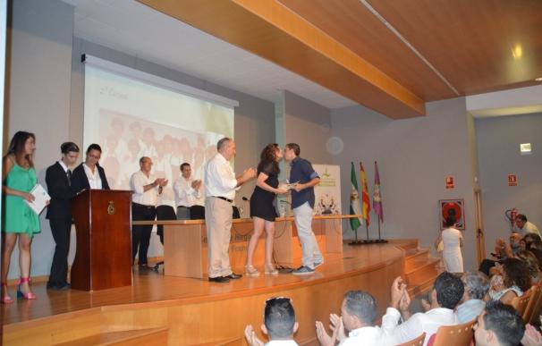 La Institución Provincial Fernando Quiñones cierra el curso escolar con el acto de graduación de los alumnos
