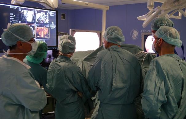 La laparoscopia aporta menos complicaciones y menor gravedad que la cirugía abierta en donante vivo de hígado