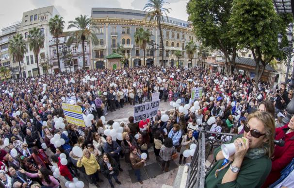 La Junta muestra su "sorpresa" por la nueva manifestación sanitaria pero "respeta" la decisión