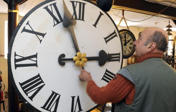 Los europeos adelantarán este domingo los relojes una hora