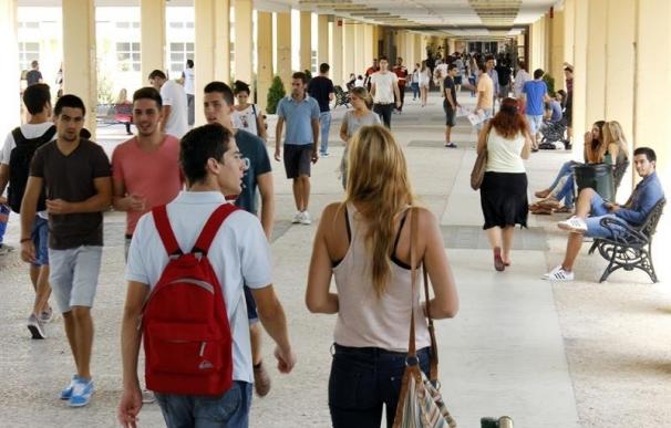 Crecen un 26% los universitarios catalanes con becas o ayudas públicas
