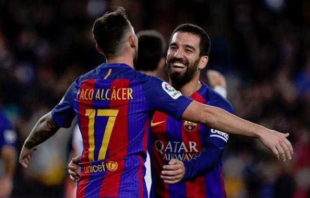 Alcácer se estrena con el Barcelona tras 11 partidos en la 'manita' al Hércules