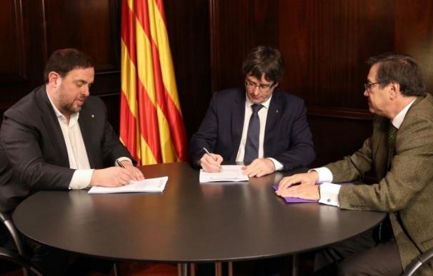 Puigdemont tras la notificación del TSJC: "Quien quiere dialogar lo hace con política"