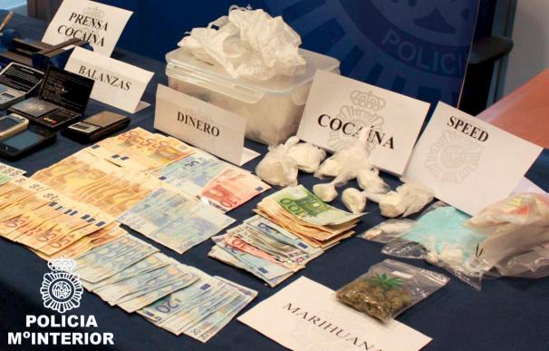 Detenido un vigilante de estación de autobuses de Pamplona por venta de cocaína