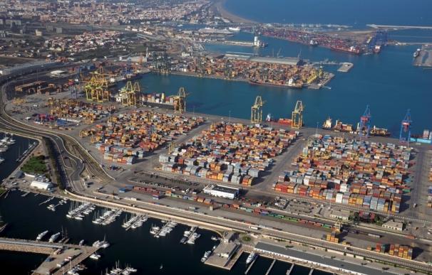 El Puerto de València recupera la "normalidad" tras varios días de huelga de estibadores e incrementa su actividad