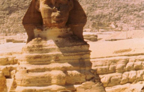 Las Pirámides y la Esfinge contarán a partir de enero la historia de Egipto en chino
