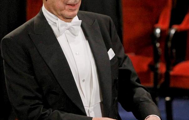 El Nobel Mario Vargas Llosa presidirá el nuevo Consejo Artístico del Real