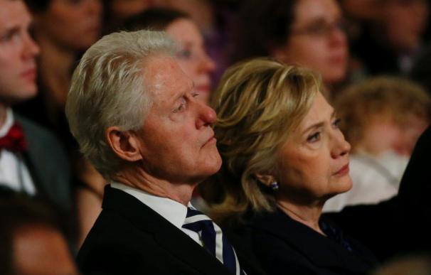 Hillary Clinton asegura haber "pasado página" e ignora la reaparición de Lewinsky