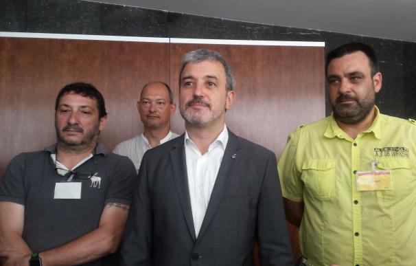 Los vigilantes de parquímetros de Barcelona serán agentes de la autoridad desde julio