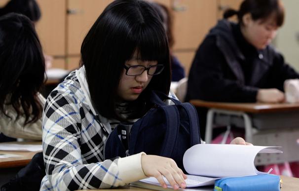 Nueve de cada diez surcoreanos viven en torno a una ciudad sin embargo, el Gobierno destina muchos recursos a los colegios rurales.