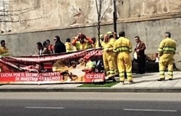 CC.OO planteará al personal de extinción de incendios ir a la huelga para pedir más medios