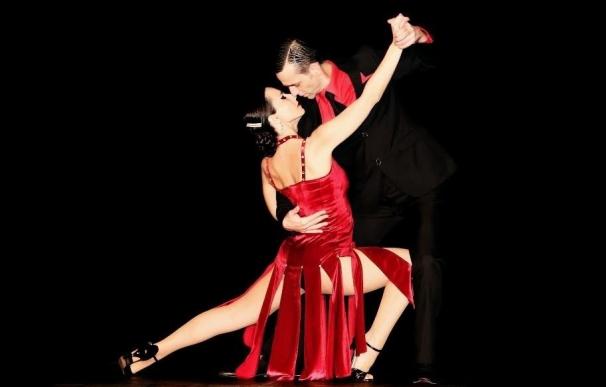 El ciclo Continental de la Fundación Cajasol se despide a ritmo de tango con 'Una noche en la milonga'