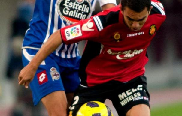 El centrocampista del Deportivo Saúl prefiere verse las caras con Antonio López que con Filipe Luis
