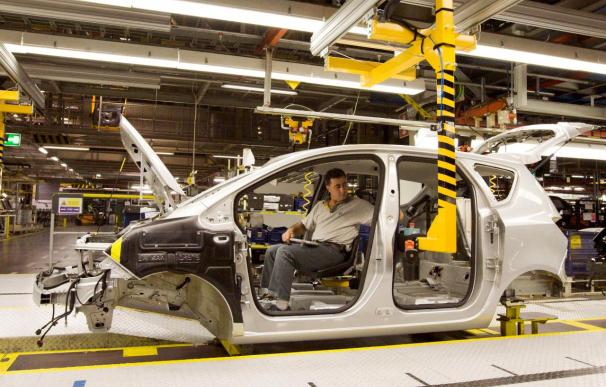 General Motors España espera aumentar su producción hasta 420.000 vehículos el próximo año