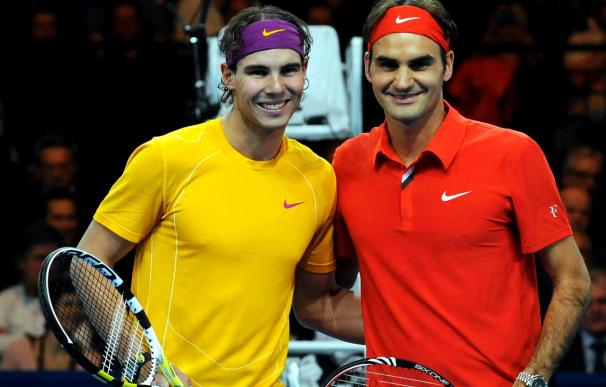 Federer gana la primera exhibición con Nadal "Por África"