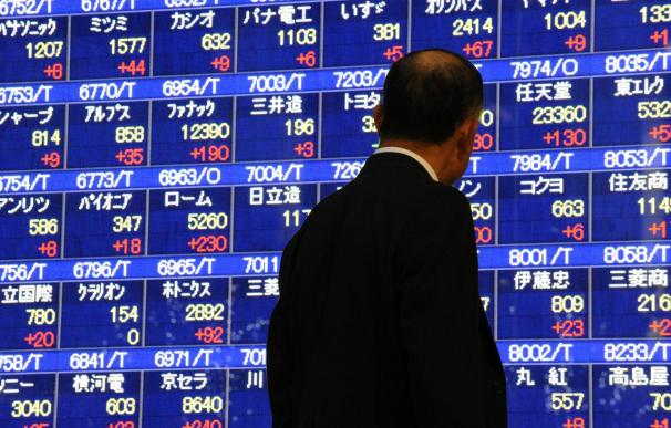 El Nikkei subió 154,12 puntos, un 1,51 por ciento, hasta los 10.370,53 enteros