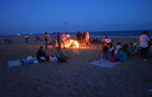 Las playas onubenses, preparadas para vivir este viernes la noche de San Juan con hogueras controladas