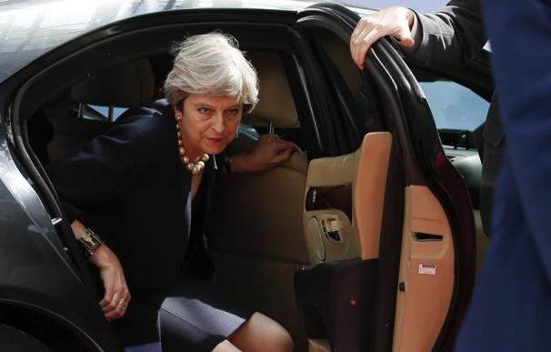 La primera ministra británica, Theresa May, a su llegada a la cumbre que se celebra en Bruselas (Bélgica) EFE/Julien Warnand / Pool