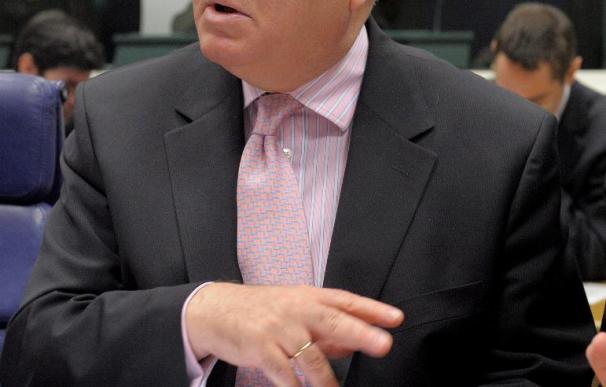 Moratinos comienza a negociar hoy con el PE detalles del servicio diplomático