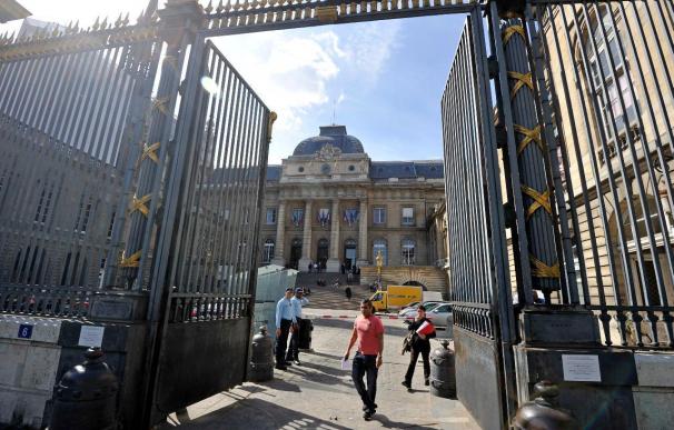 La Justicia francesa envía a prisión provisional al ex gobernante panameño Noriega