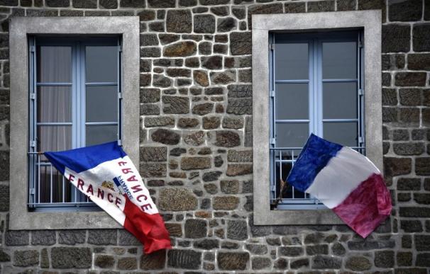 Francia homenajea a las víctimas del 13N en París