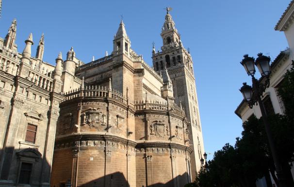 La Comisión de Patrimonio aprueba la reubicación de la mesa de la Sacristía Mayor de la Catedral
