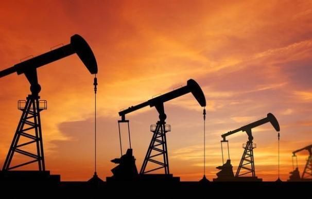 El barril OPEP vuelve a depreciarse y cotiza ya a 43,14 dólares