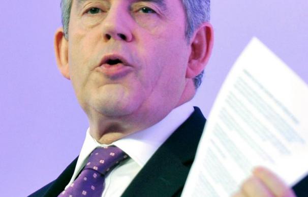 Gordon Brown promete reconstruir la economía para ganarse el apoyo electoral