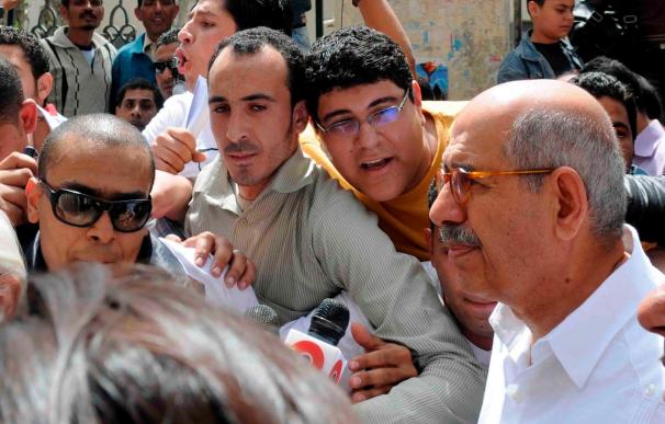 El Baradei promueve el boicot electoral en Egipto si no hay garantías