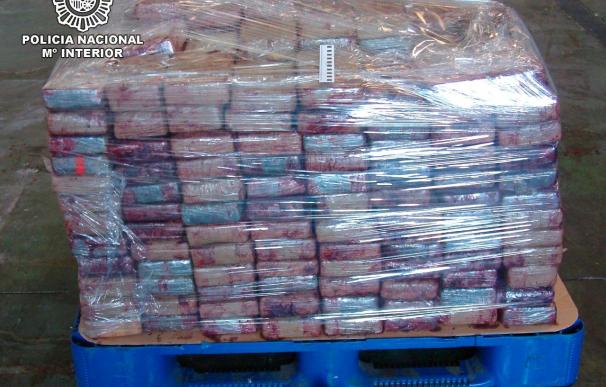 La Policía vuelve a encontrar un alijo de coca en las cajas de bananas de Ecuador
