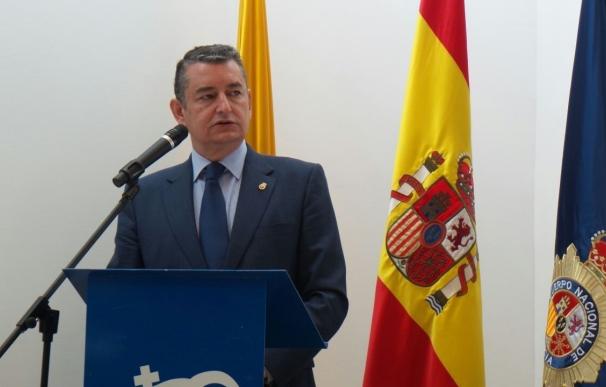 Sanz aboga en Algeciras por una "gran alianza" contra el narcotráfico y el crimen organizado
