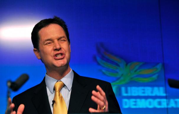Los liberal demócratas prometen un Reino Unido "más justo"