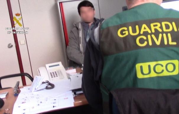 La fiscalía apoya extraditar a EEUU a un ladrón online de bancos detenido en España