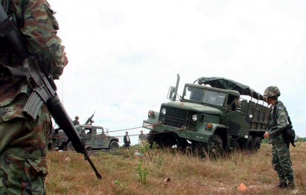Al menos 14 militares heridos al estallar una mina en el sur de Tailandia