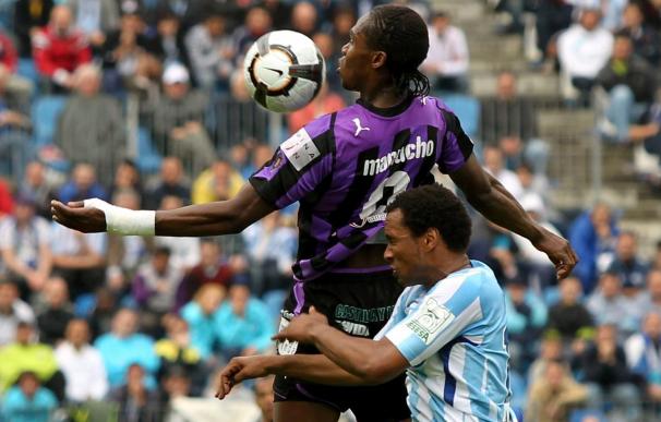 El defensa del Málaga Hélder se perderá el resto de la temporada por una lesión muscular