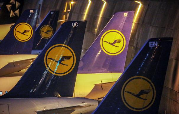 Aviones de Lufthansa en tierra con motivo de la huelga/ AFP