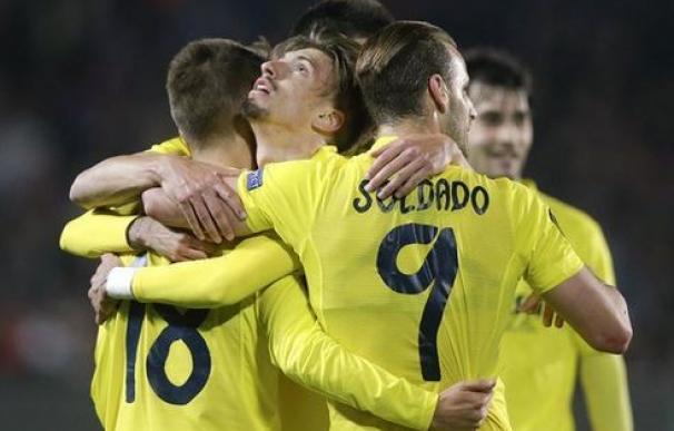 El Villarreal alcanza su cuarta semifinal europea tras darse un festín en Praga
