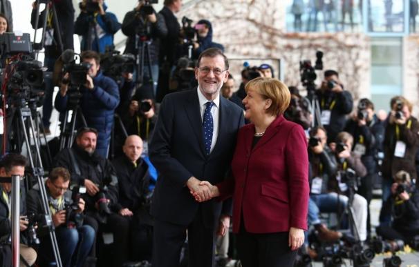 Rajoy participa mañana en Berlín en una reunión de líderes europeos para preparar la Cumbre del G20 de julio