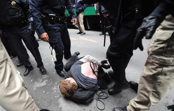 Las protestas por el segundo mes de "Ocupa Wall Street" dejan 250 detenidos