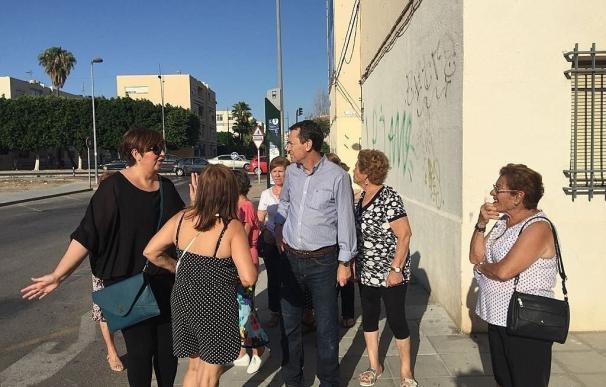 PSOE registra un dossier de "deficiencias" en Las 500 Viviendas y reclama al PP acciones urgentes en 25 calles