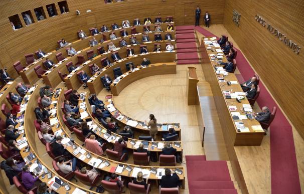 Las Corts Valencianes se comprometen a trabajar por la igualdad de los gitanos y a incentivar su participación