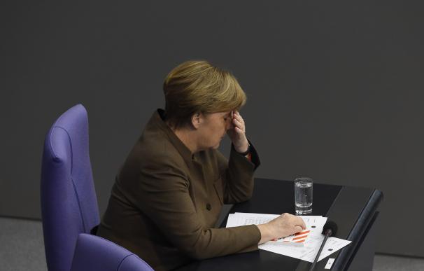 Casi la mitad de la ciudadanía alemana da la espalda a Angela Merkel