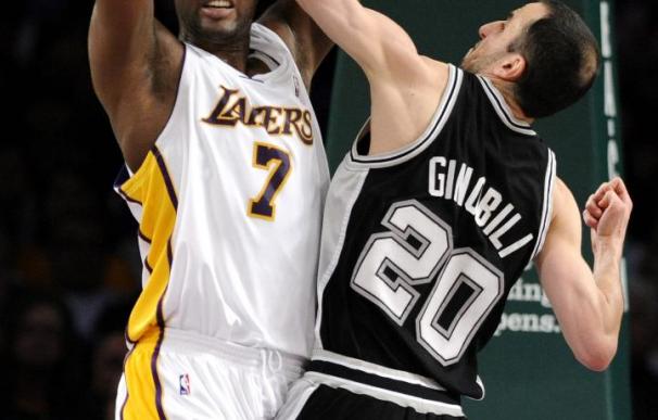 Spurs y Celtics se reivindican ante Lakers y Cavaliers; marca de Nelson