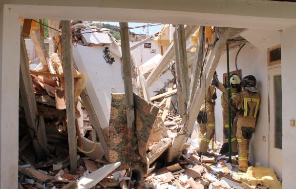 Continúan en estado grave los dos albañiles heridos en el derrumbe de una casa en Nuévalos