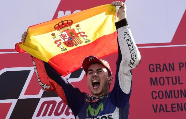 Lorenzo logra su tercer mundial en MotoGP