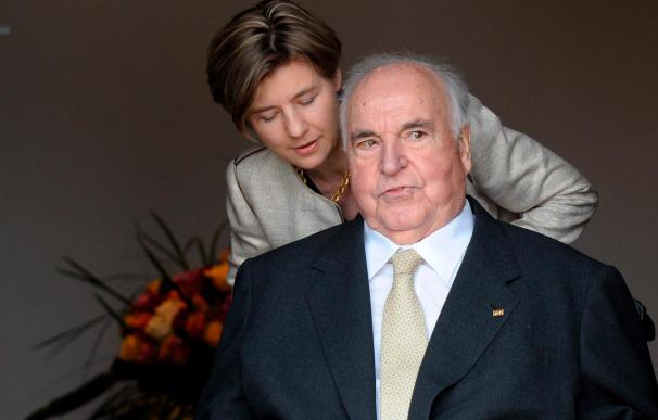 El ex canciller Kohl celebra hoy su 80 cumpleaños en la intimidad familiar