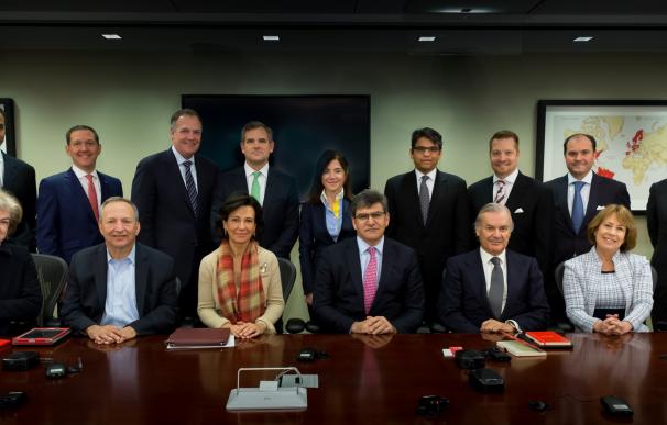 El consejo asesor internacional del Santander analiza en Boston la digitalización en la banca