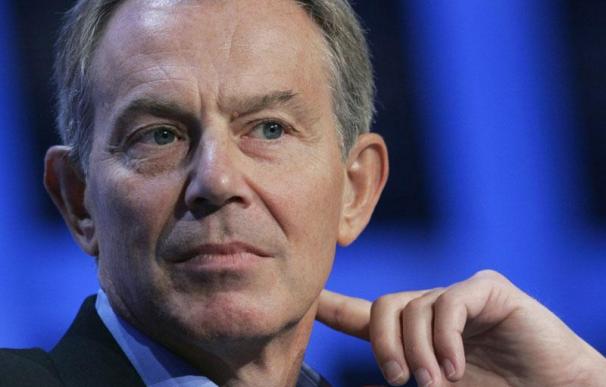 Blair pide a los votantes que juzguen a Brown por sus políticas y no por su campaña